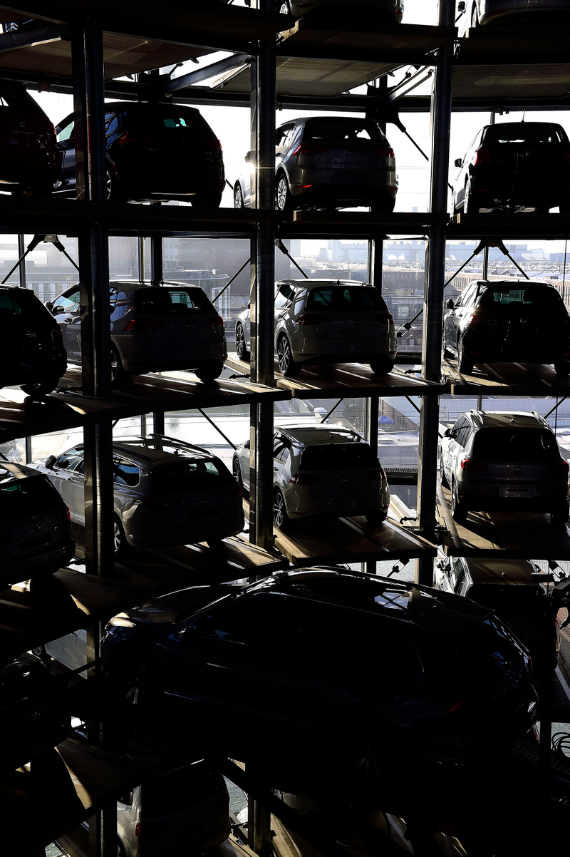 Illustration for article titled VW's 200-Foot Tower Of Cars Must Be Seen To Be Believed
